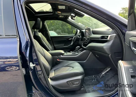 2023 Toyota Highlander L z USA, uszkodzony, nr VIN 5TDKDRBH5PS010275